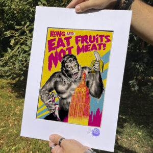 Pop-Art Print, Poster, Kong eats fruit not meat, Activism, Animal Rights, Animal Love, Veganism, Vegan, Movie Poster, Humor, plant based, Antispecism, Antispecismo, Vegan Gifts, 50s